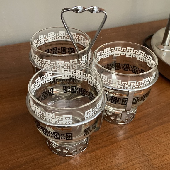 MCM serving caddy - Picture 5 of 5